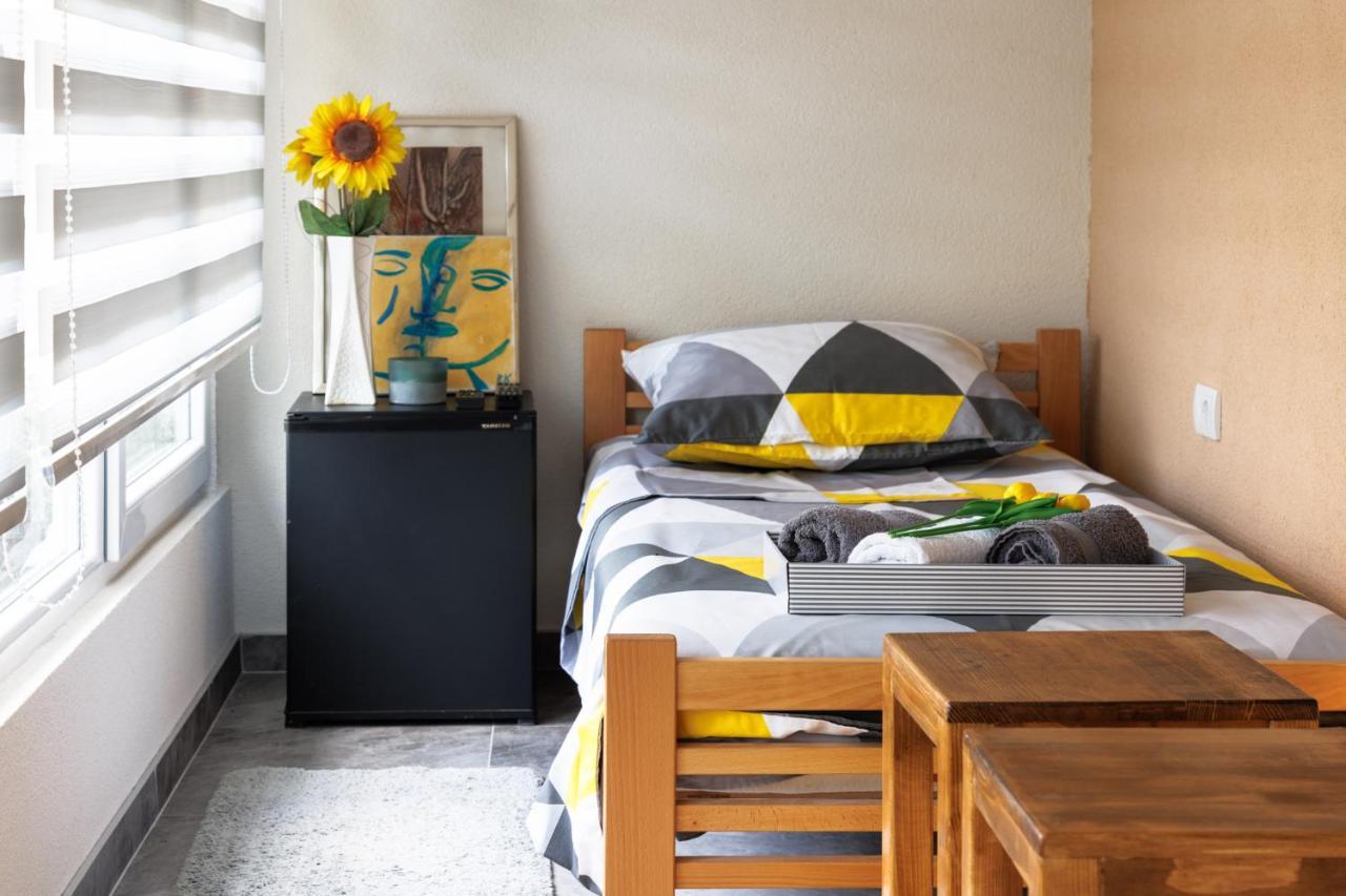 Apartman Barka Golubăţ Exterior foto